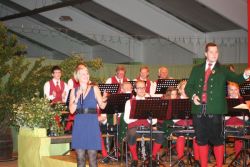 Polkas, Märsche und Rock-Klassiker beim Frühjahrskonzert 2012